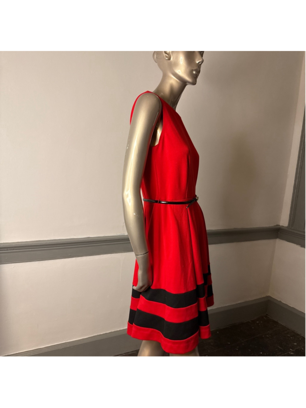 Calvin Klein Red Dress with Black Accents Size 8 - Picture 5 of 17